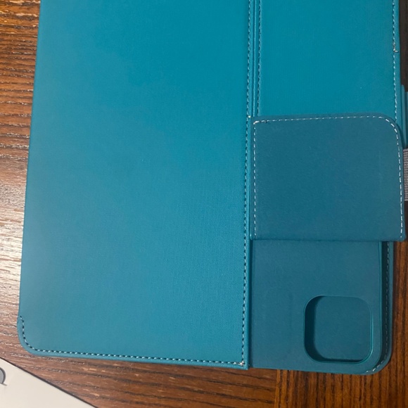Balance Folio for iPad Air/iPad Pro 11” - Picture 5 of 9